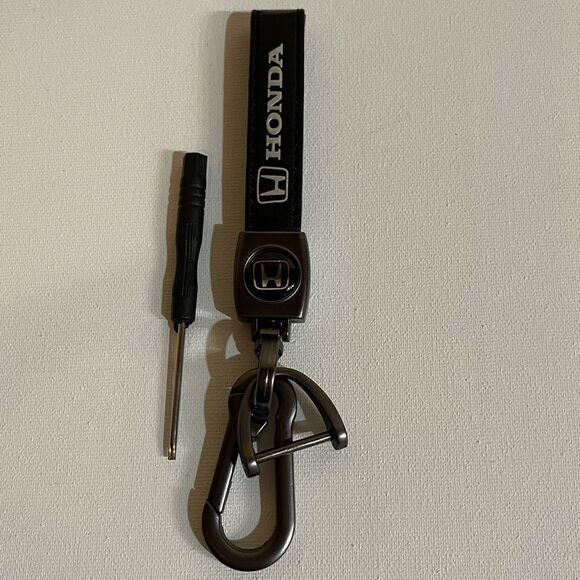 Honda fob keychain in black & silver valve Stem - Picture 3 of 5